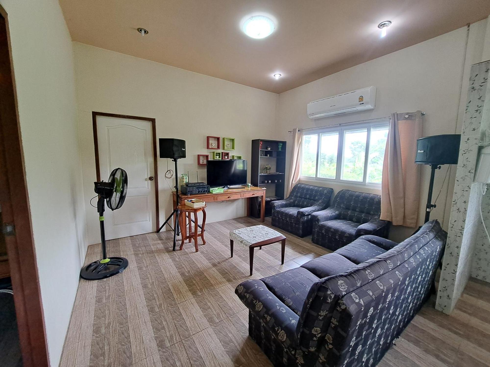 Armthong Resort ناخون نايوك المظهر الخارجي الصورة